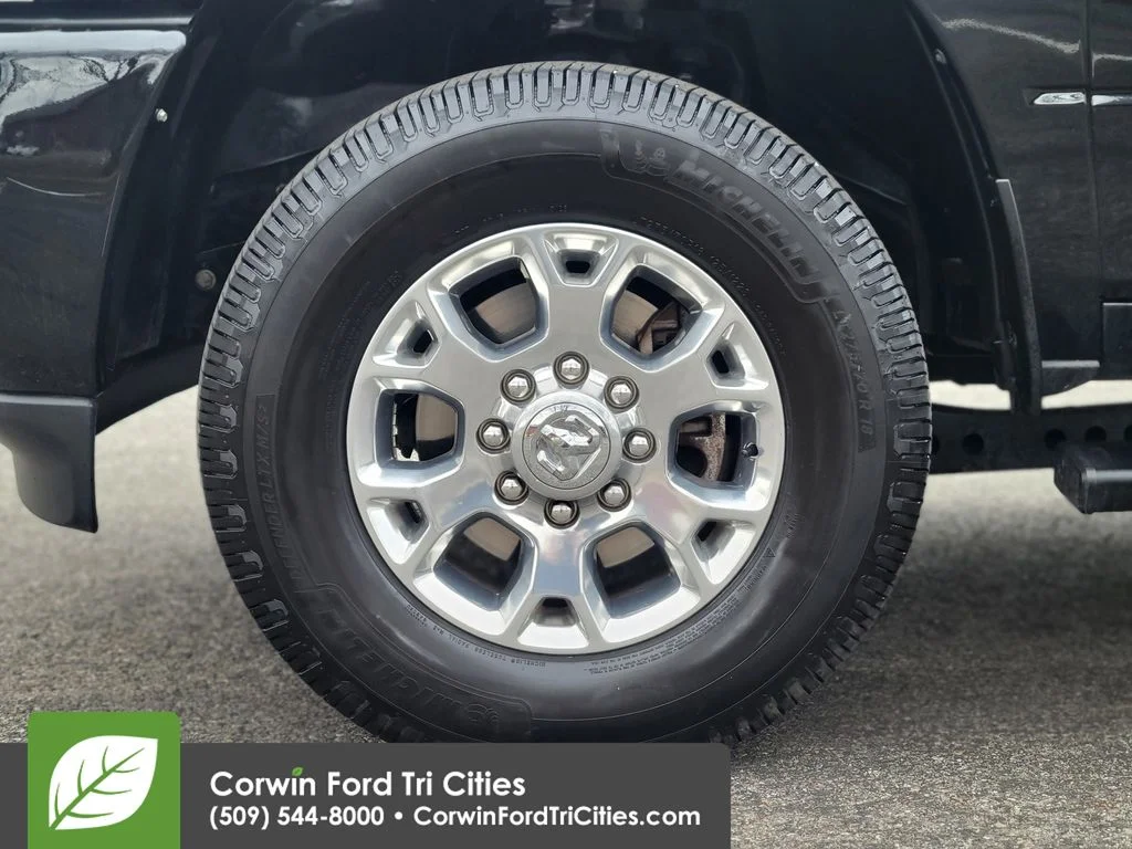 Used 2024 Diamond Black Ram Laramie image 8