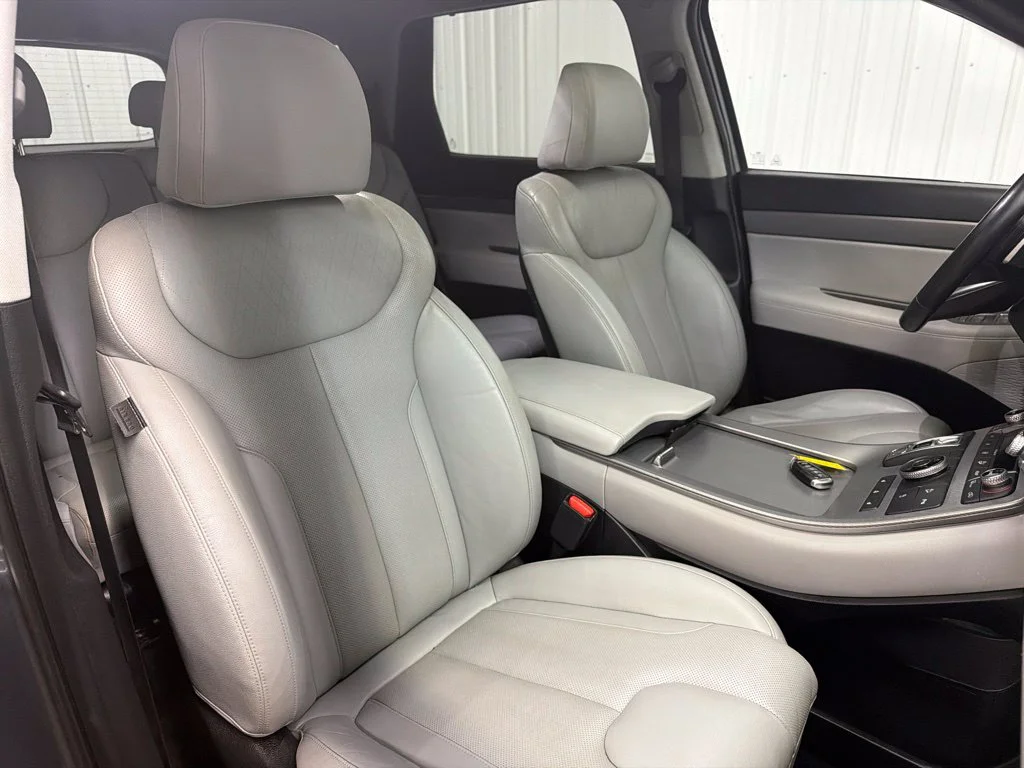 Used 2022 Gray Hyundai SEL image 16