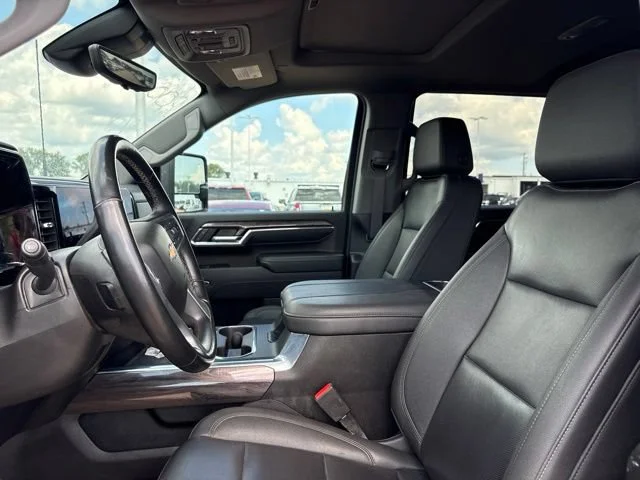 2024 Chevrolet Silverado 2500HD LTZ - Photo 10
