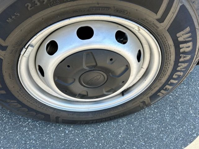 Used 2025 White Ford Base image 9
