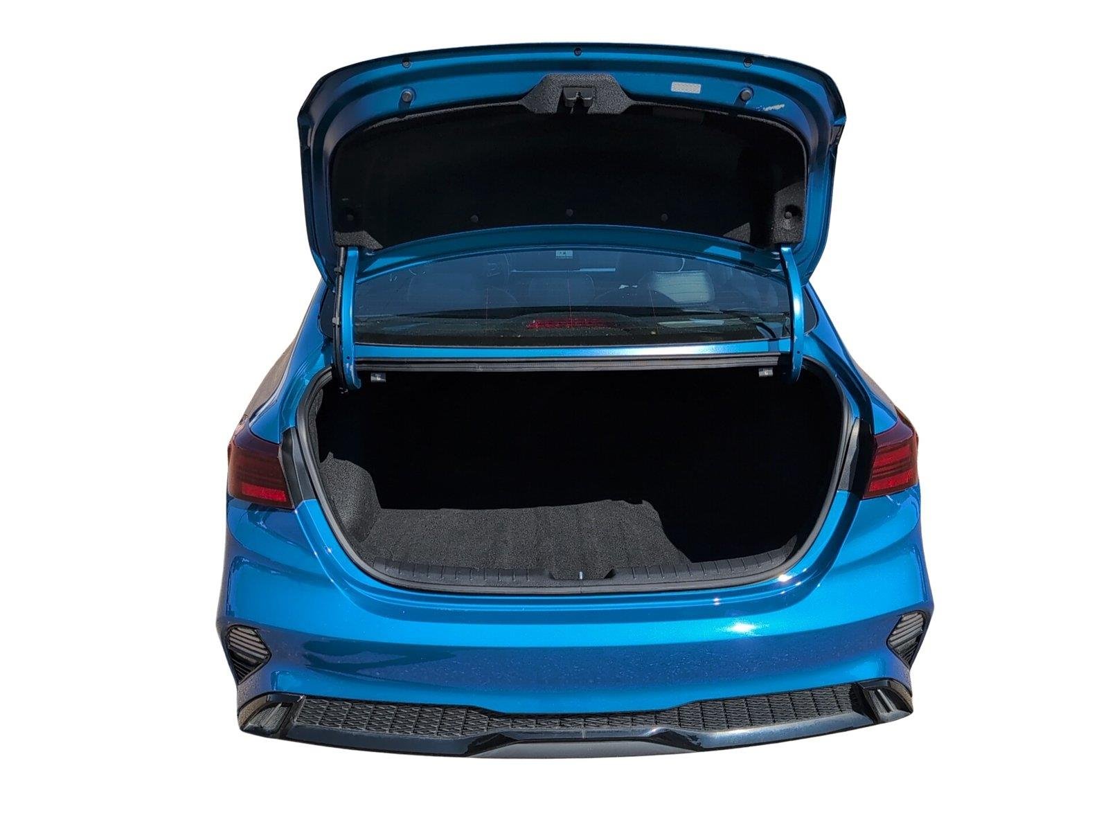 Used 2024 Sporty Blue Kia GT-Line image 5