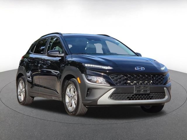 Used 2023 Black Hyundai SEL image 1