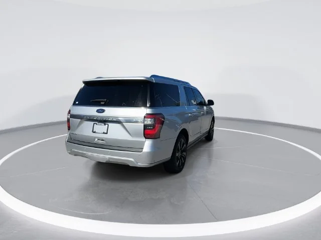 Used 2018 Silver Ford Platinum image 6