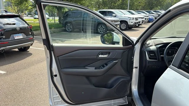 Certified Used 2023 Silver Nissan SV image 8
