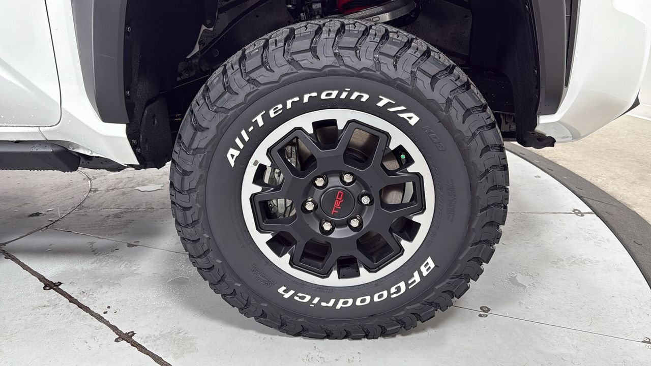 2025 Toyota Tacoma TRD Off Road - Photo 22