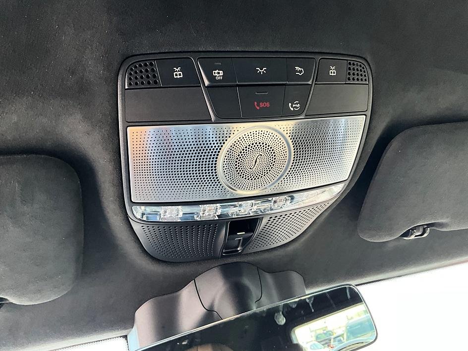 Used 2021 Beige Mercedes-Benz G 63 AMG® image 27