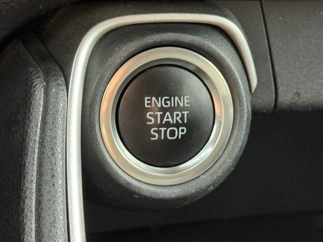 Used 2024  Toyota XLE image 25