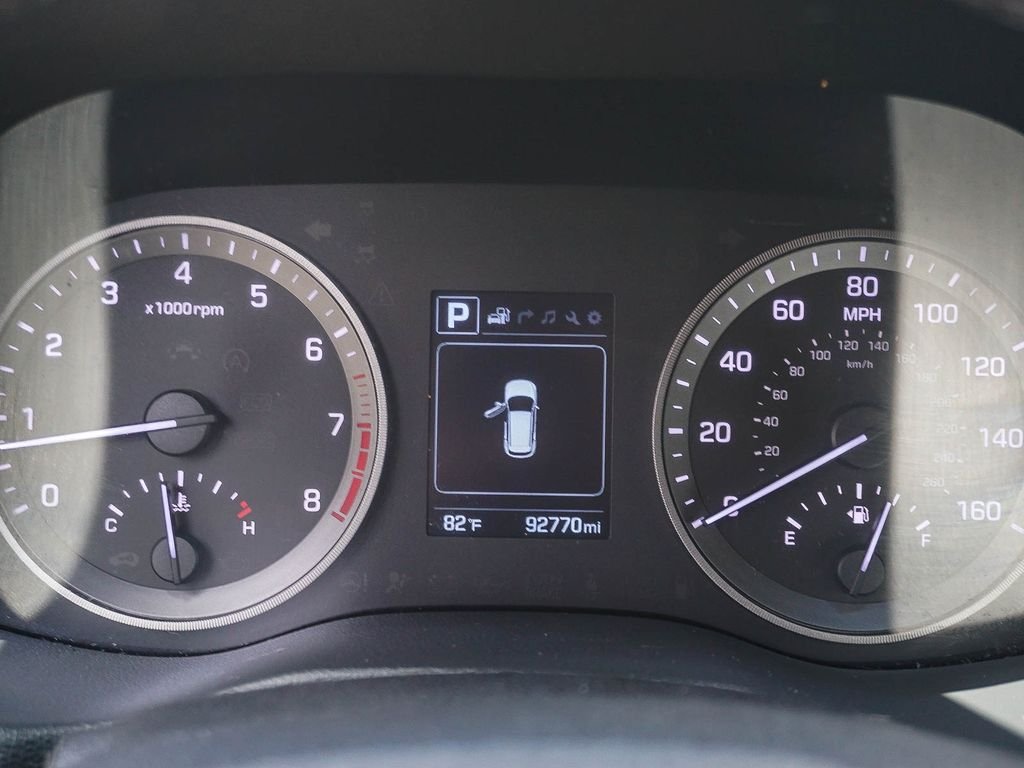 Used 2017 Blue Hyundai SE Plus image 21