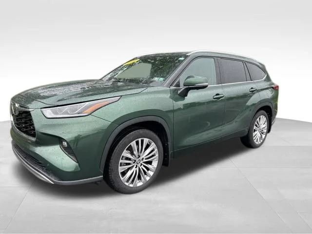 2024 Toyota Highlander Platinum AWD's photo
