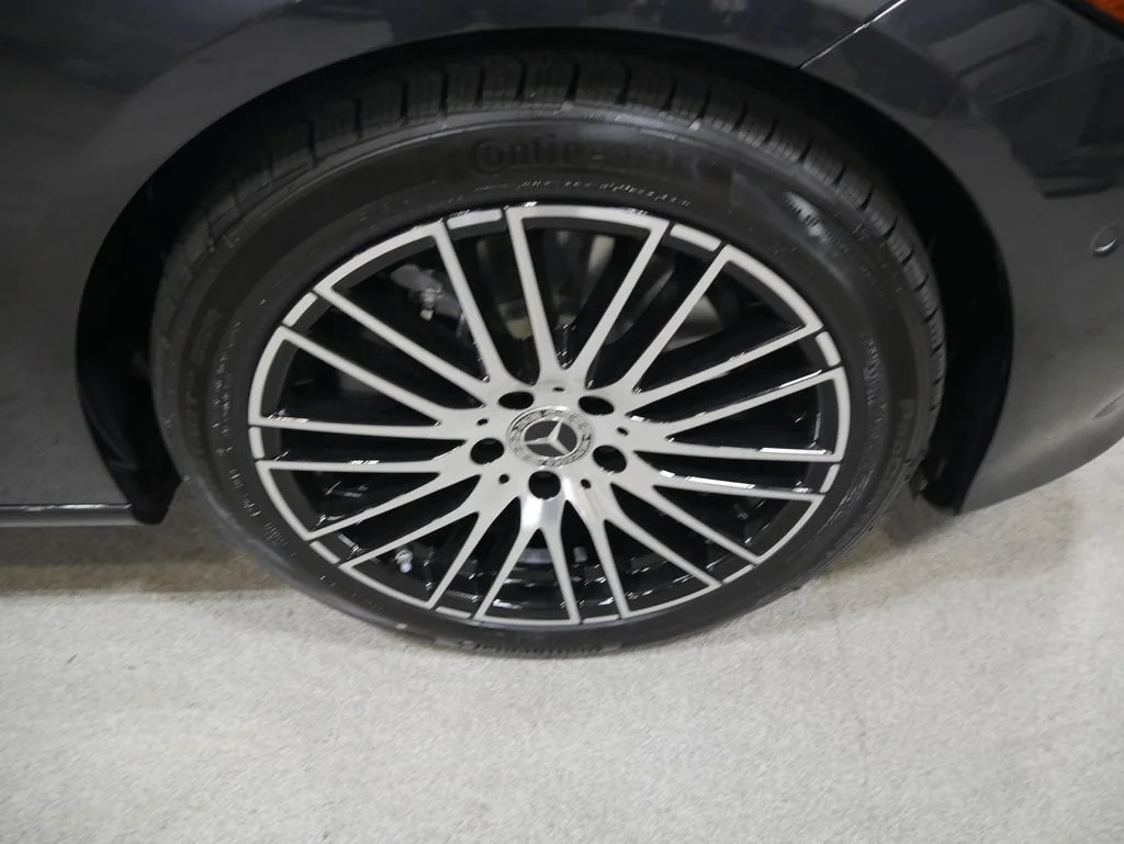 New 2026 Graphite Grey Metallic Mercedes-Benz C 300 image 15