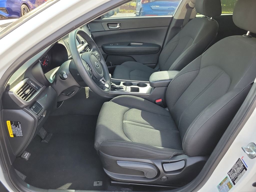 2017 Kia Optima LX - Photo 20