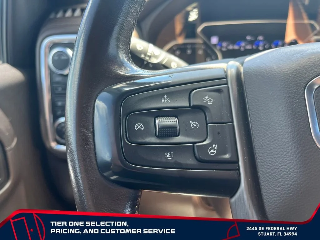 Used 2021 WHITE FROST TRICOAT GMC Denali image 20
