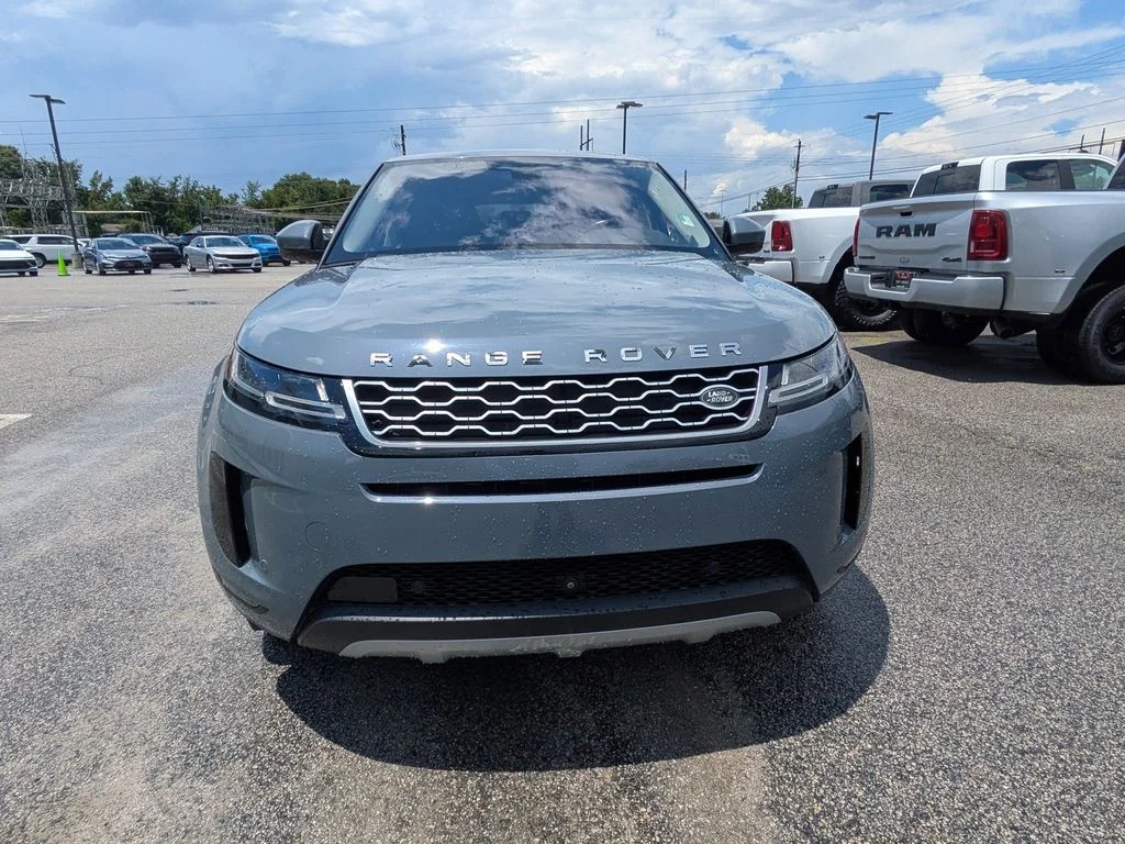 Used 2021 Gray Land Rover S image 9