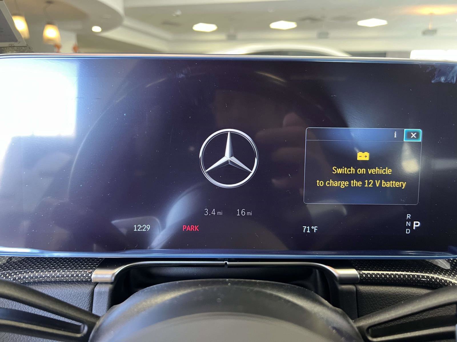New 2026 MANUFAKTUR Moonlight White Metallic Mercedes-Benz S 580 image 56
