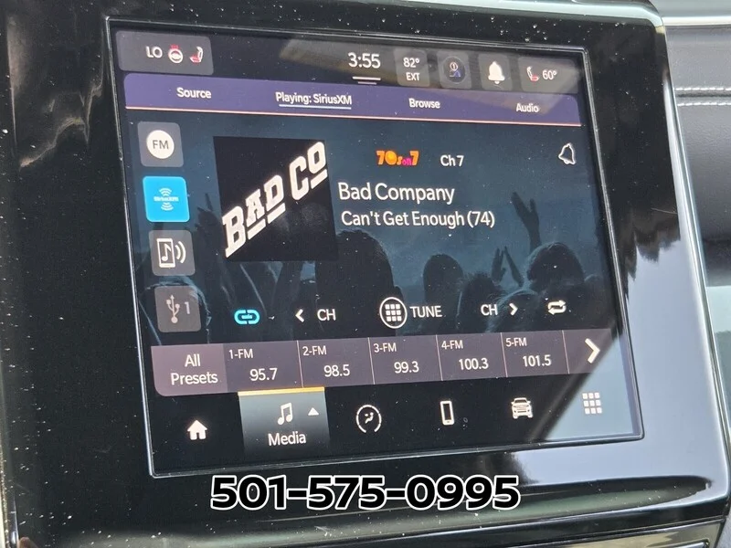Used 2023 Velvet JEEP ALTITUDE 4X4 image 25