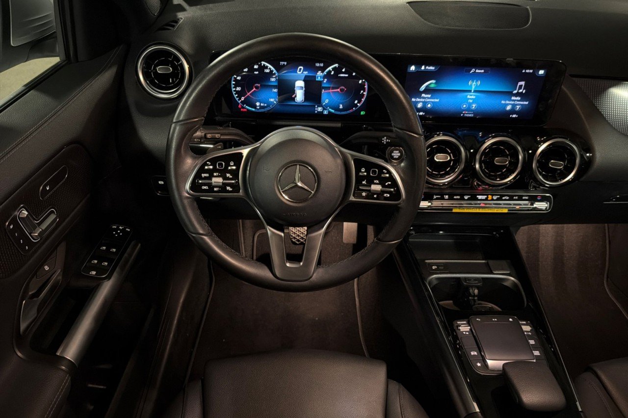 Used 2023 Iridium Silver Metallic Mercedes-Benz GLA 250 image 13
