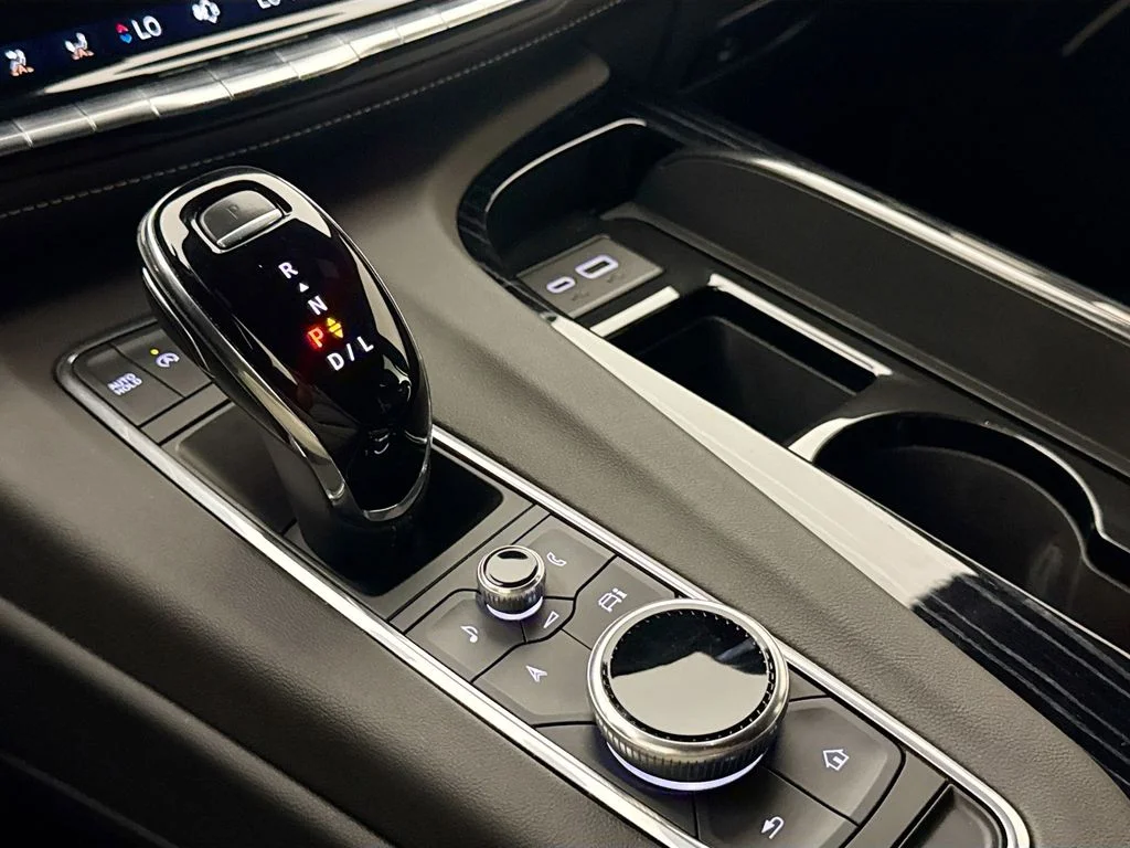 Used 2023 Black Cadillac Sport image 17