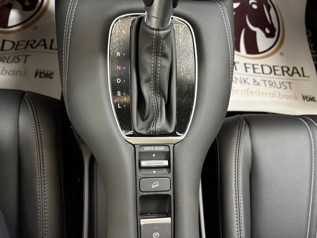 2026 Honda HR-V EX-L - Photo 19