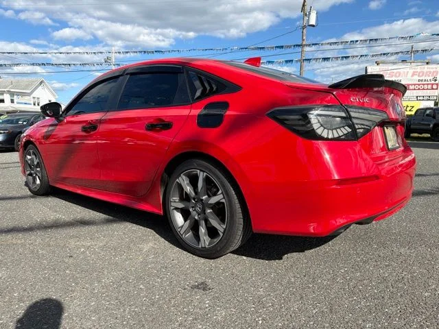 Used 2025 Rallye Red Honda Sport Touring image 5