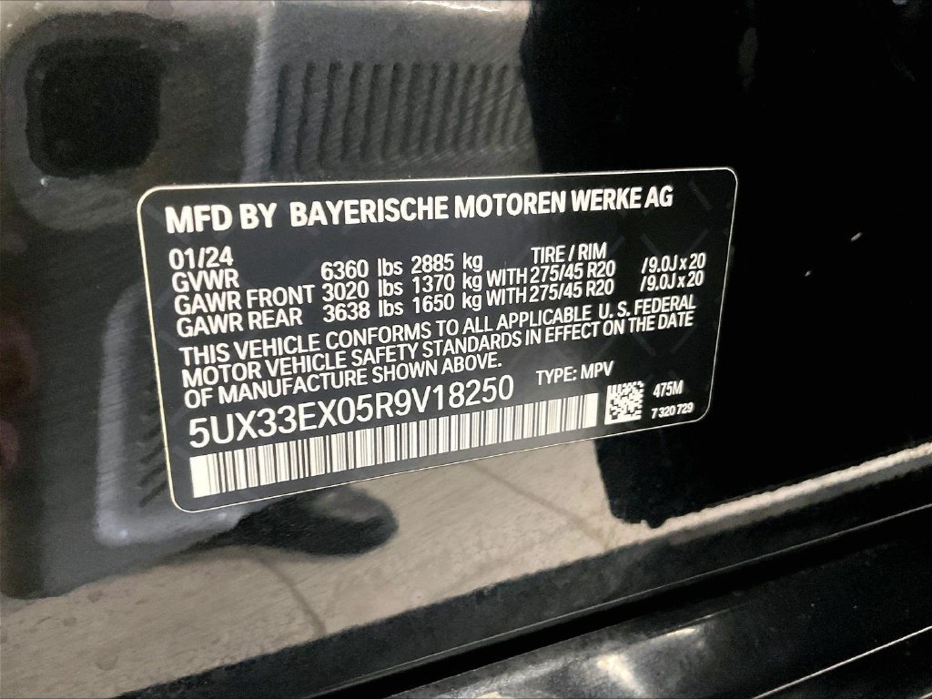 Used 2024 Black BMW xDrive40i image 37