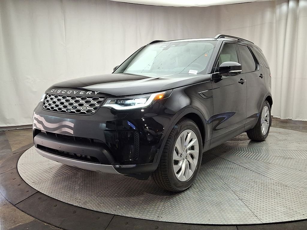 2025 Land Rover Discovery P300 S's photo
