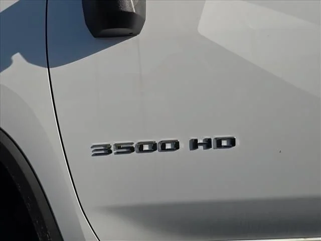 New 2026 Summit White Chevrolet Work Truck image 20