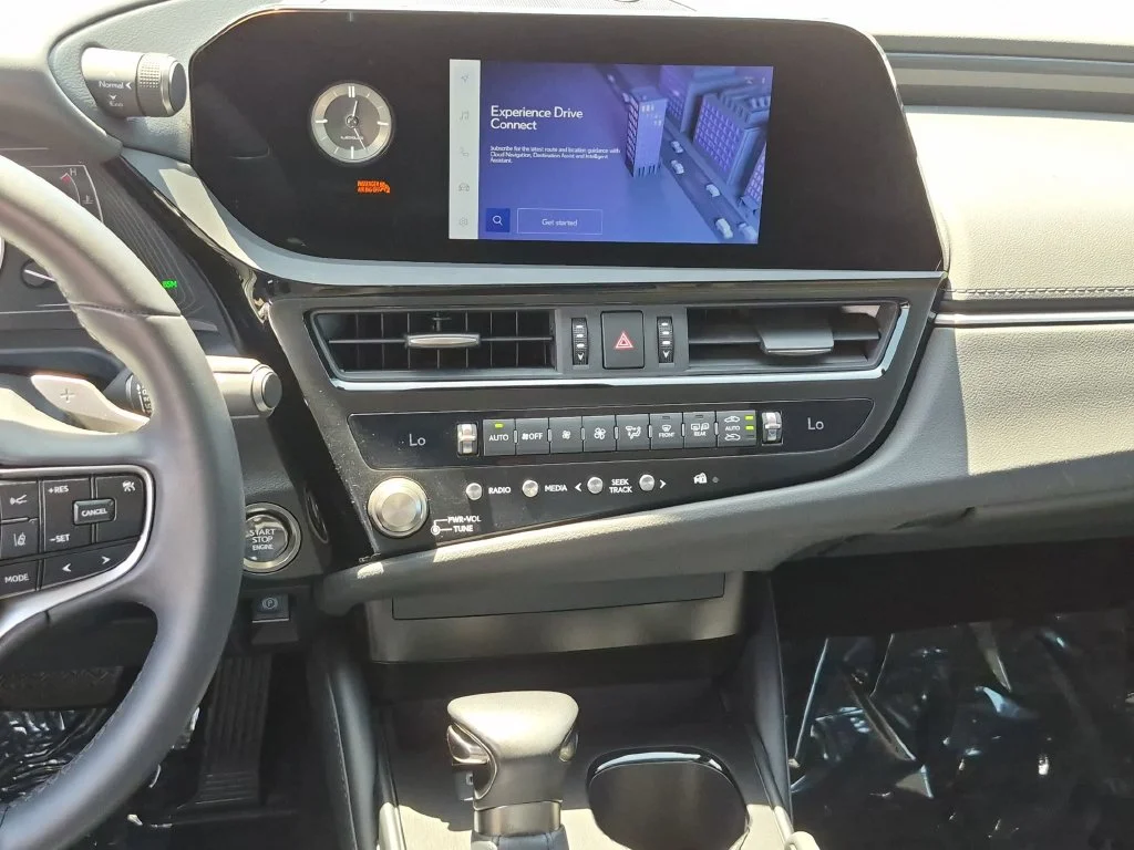 Used 2024 Black Lexus 350 image 20