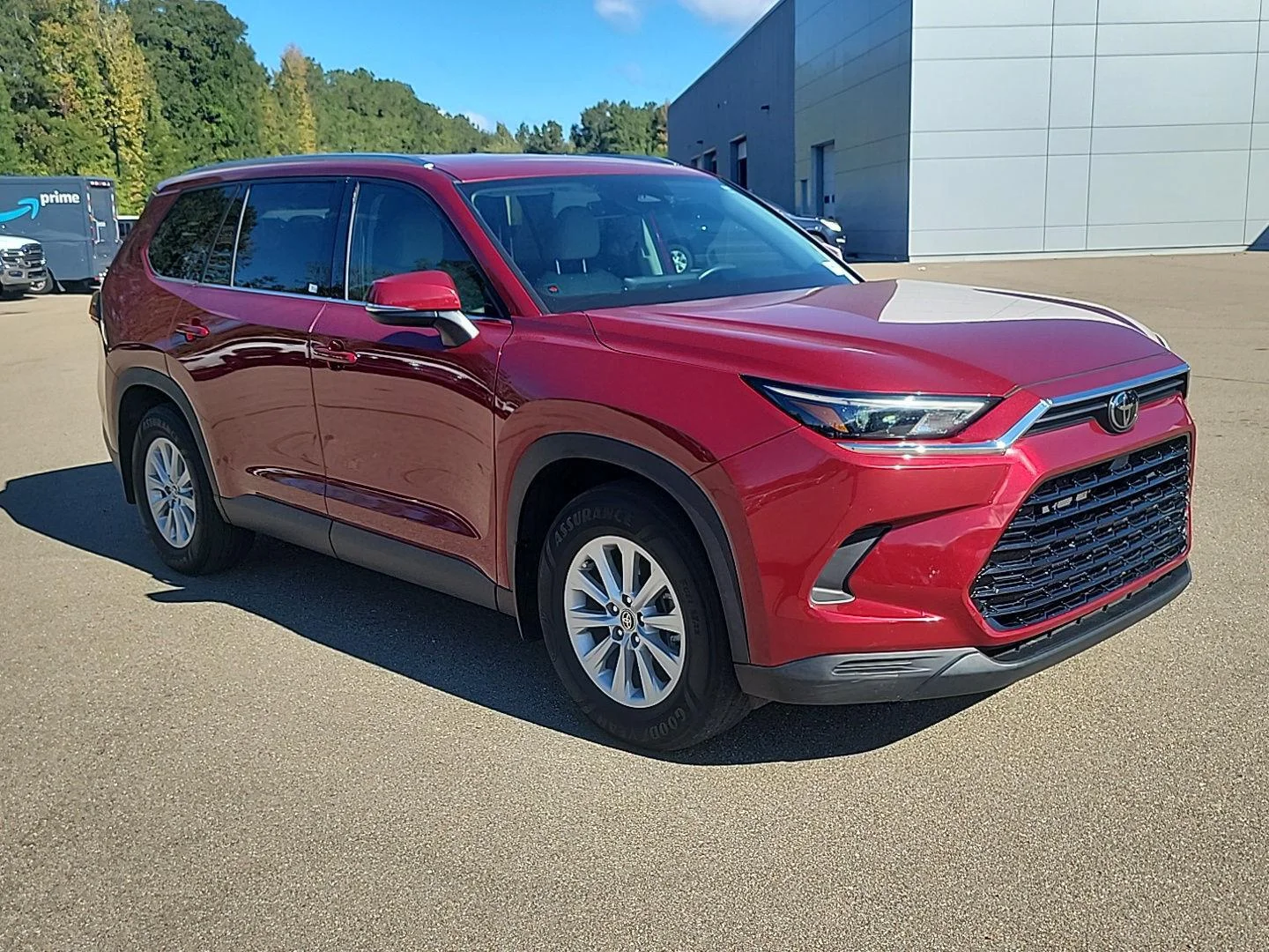 Used 2024 Ruby Flare Pearl Toyota XLE image 24