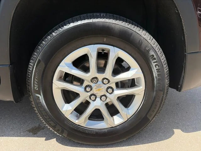 Used 2019 Black Chevrolet LT image 32