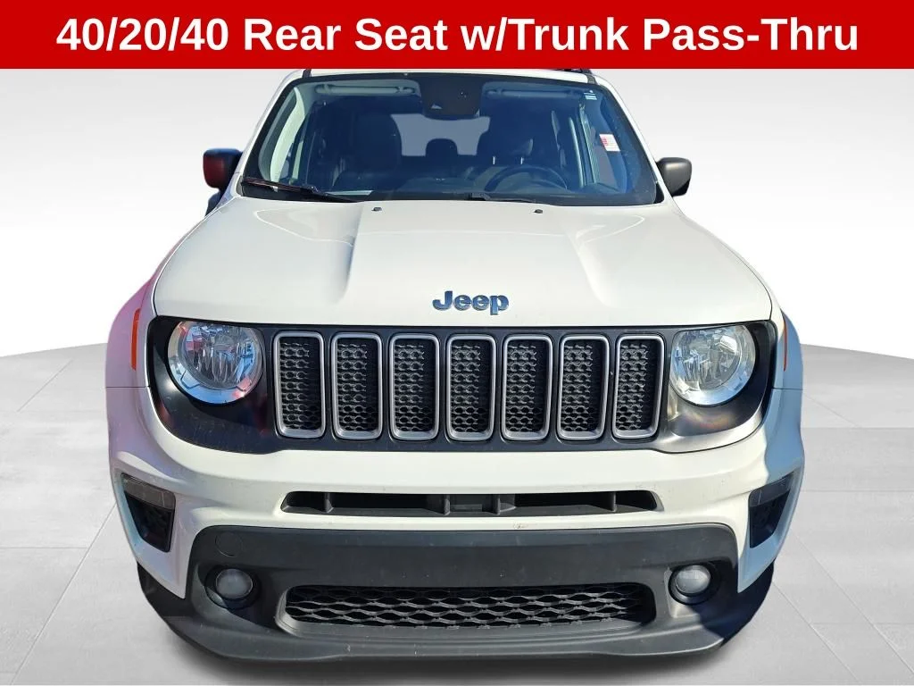 Used 2022 White Jeep Latitude image 13