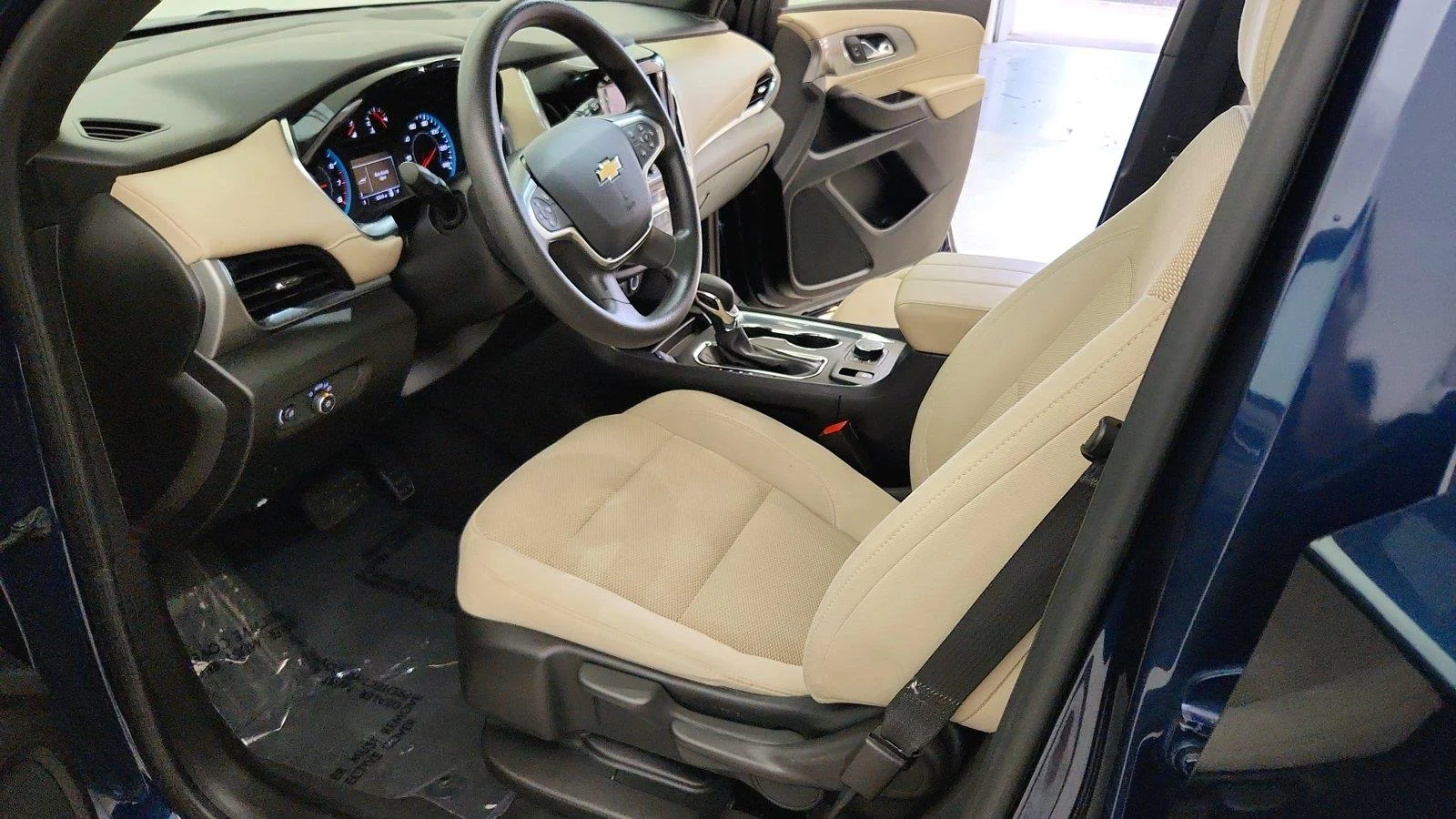 Used 2023 NORTHSKY BLUE METALLIC Chevrolet LS image 14