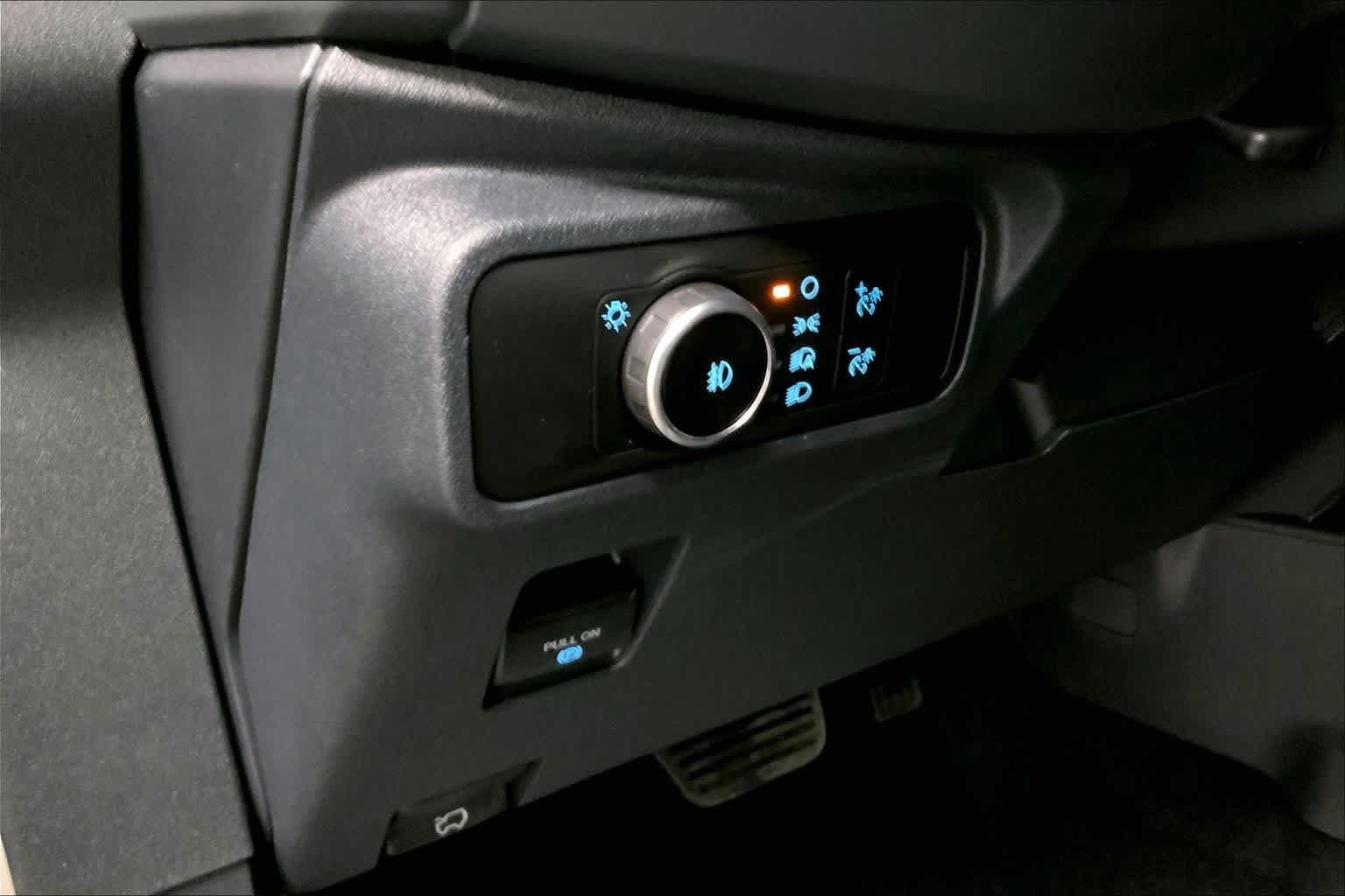 New 2026 Desert Sand Ford Outer Banks® image 18