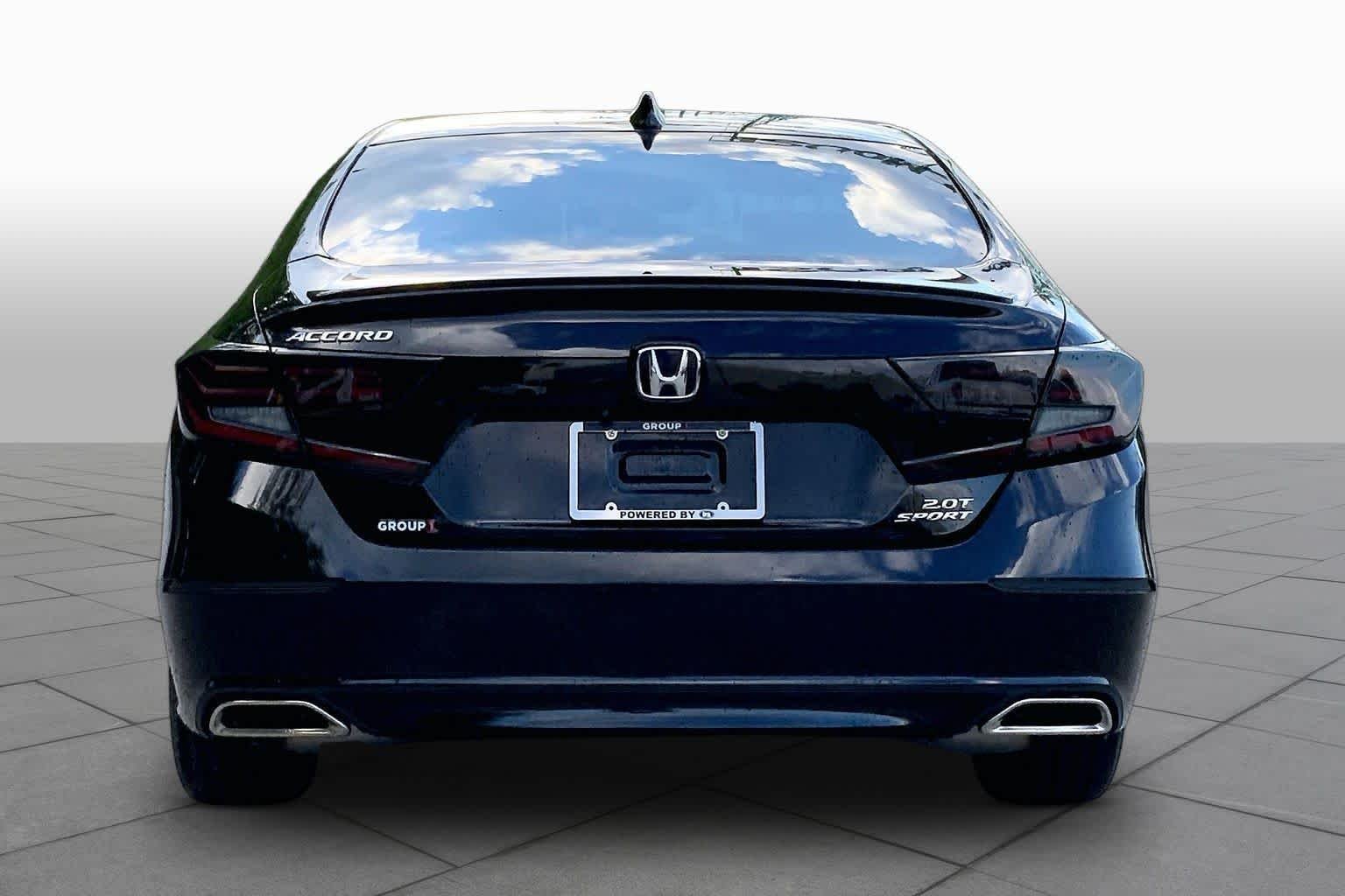 Certified Used 2018 Crystal Black Pearl Honda Sport 2.0T image 5