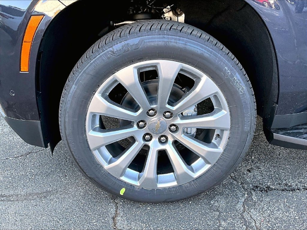 2026 Chevrolet Tahoe Premier - Photo 8
