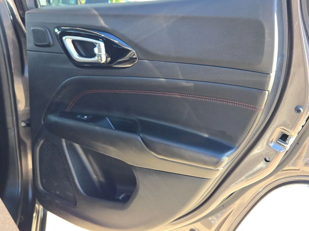 Used 2022 Gray Jeep Trailhawk image 13