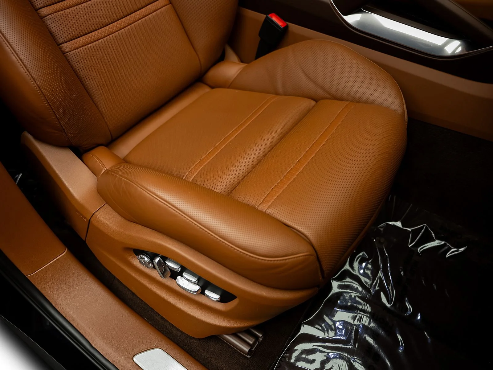 Used 2019 Black Porsche Turbo image 33
