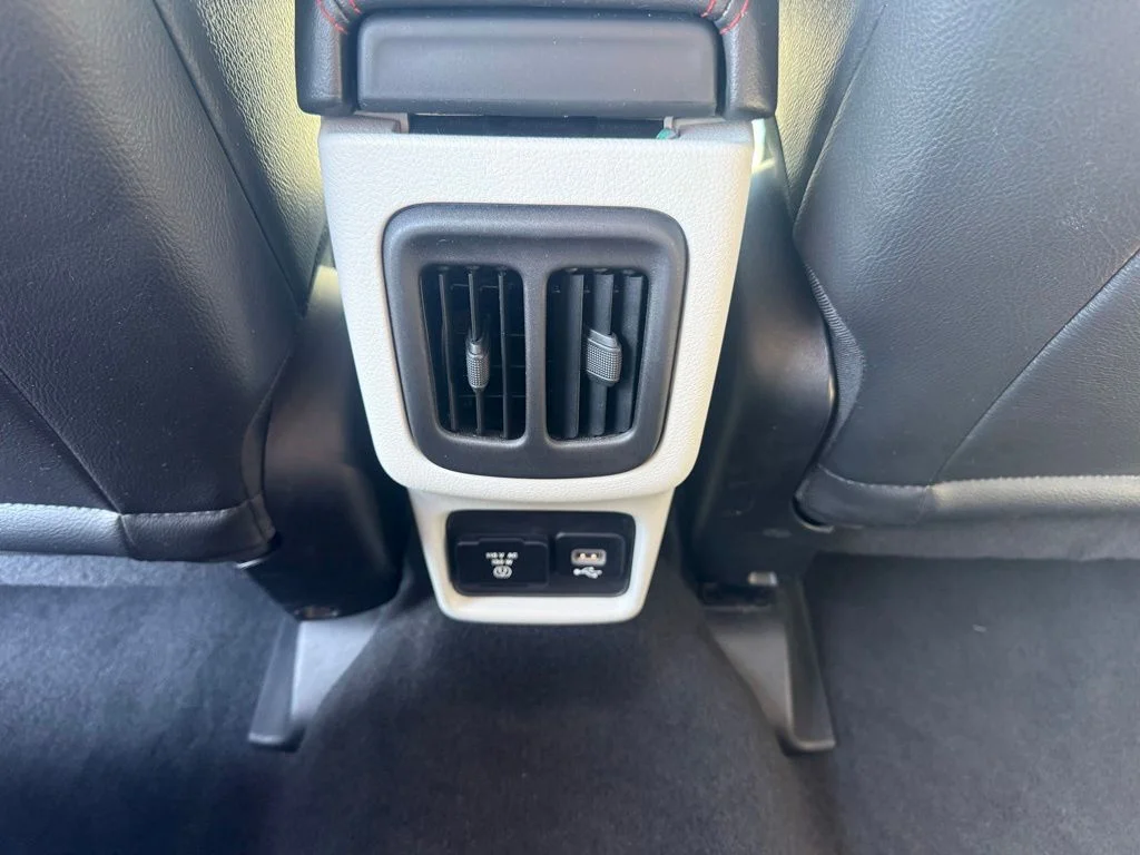 Certified Used 2018 Silver Jeep Limited image 33