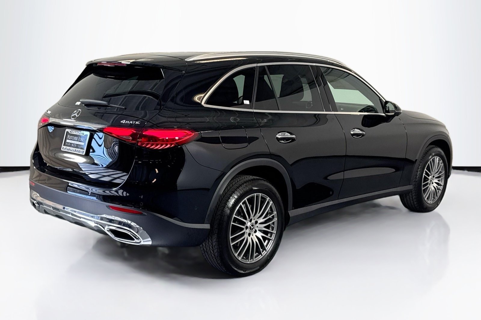 New 2026 Black Mercedes-Benz GLC 300 image 5