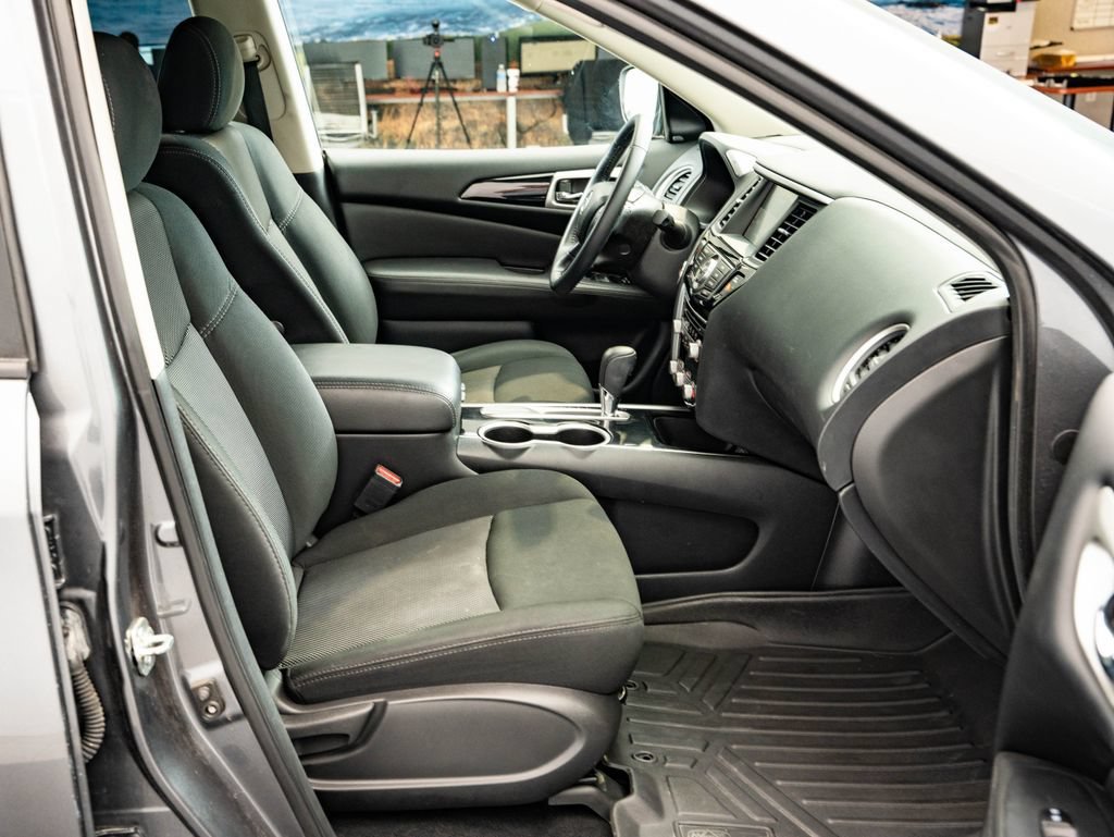 Used 2020 Gun Metallic Nissan SV image 24
