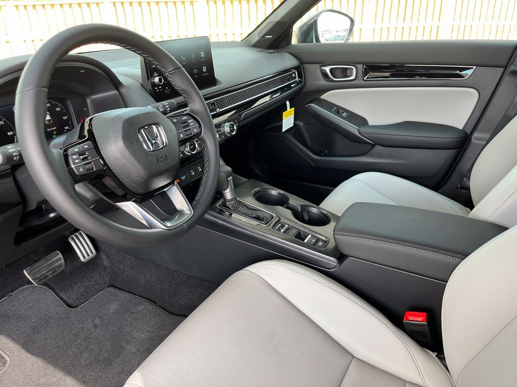 Used 2026 Meteorite Gray Metallic Honda Sport Touring image 10