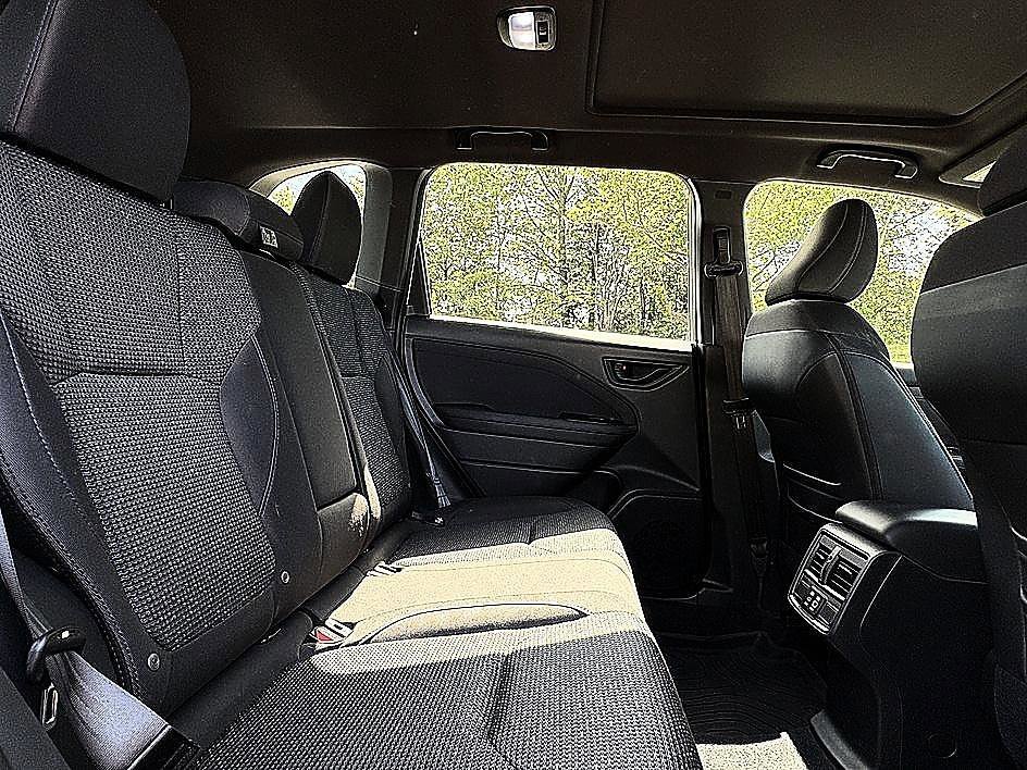 Used 2025 Crystal White Pearl Subaru Premium image 12