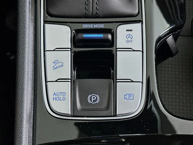 New 2026 Hyundai TUCSON SEL