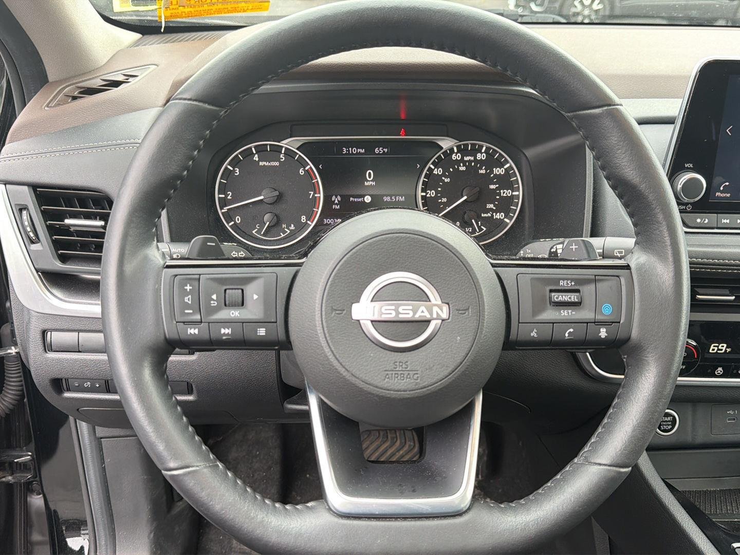 Used 2023 Super Black Nissan SV image 19