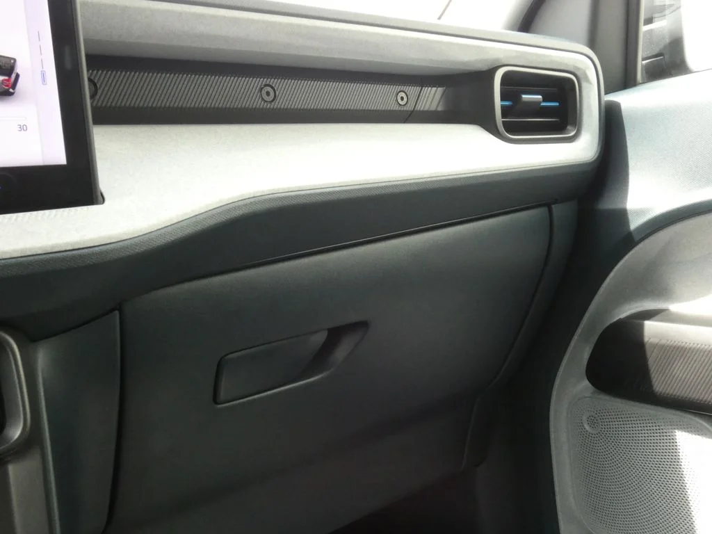 Used 2026 Gray Ford XLT image 25
