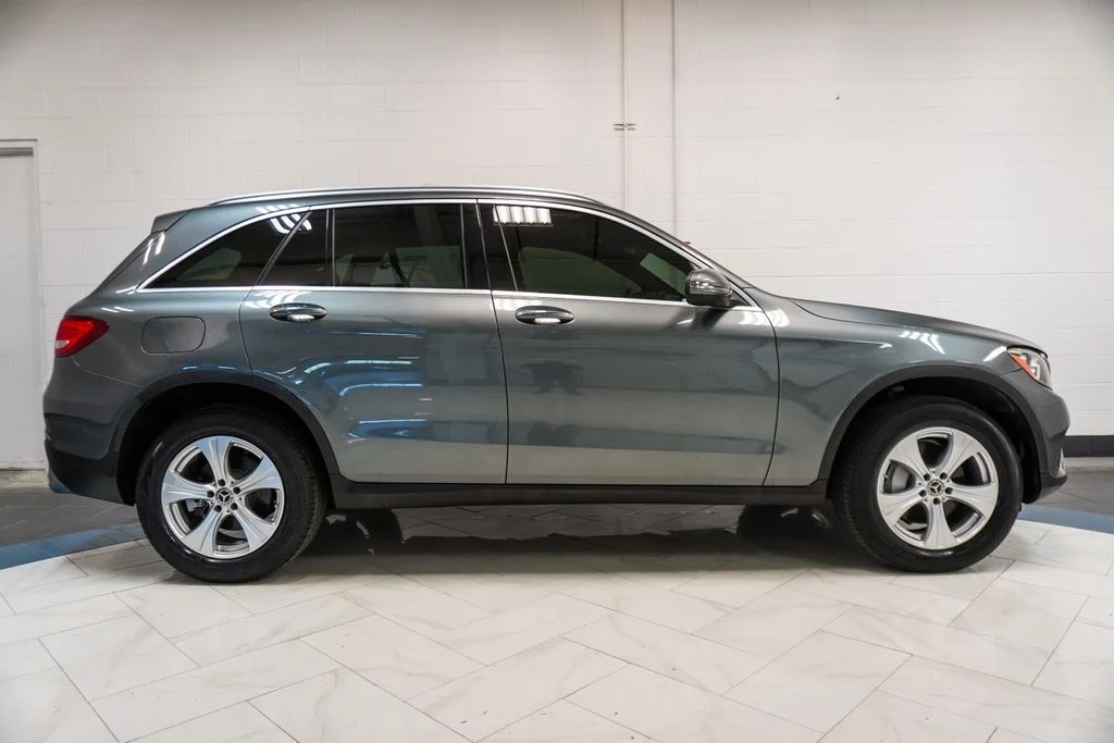 Used 2018 Gray Mercedes-Benz GLC 300 image 34