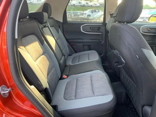 Used 2022 Red Ford Big Bend image 14