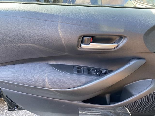 New 2026 Midnight Black Metallic Toyota SE image 12