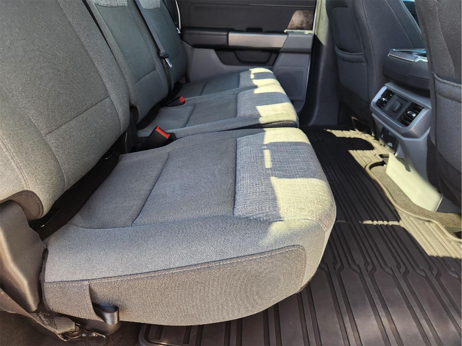 2023 Ford F-150 photo 32 of 34