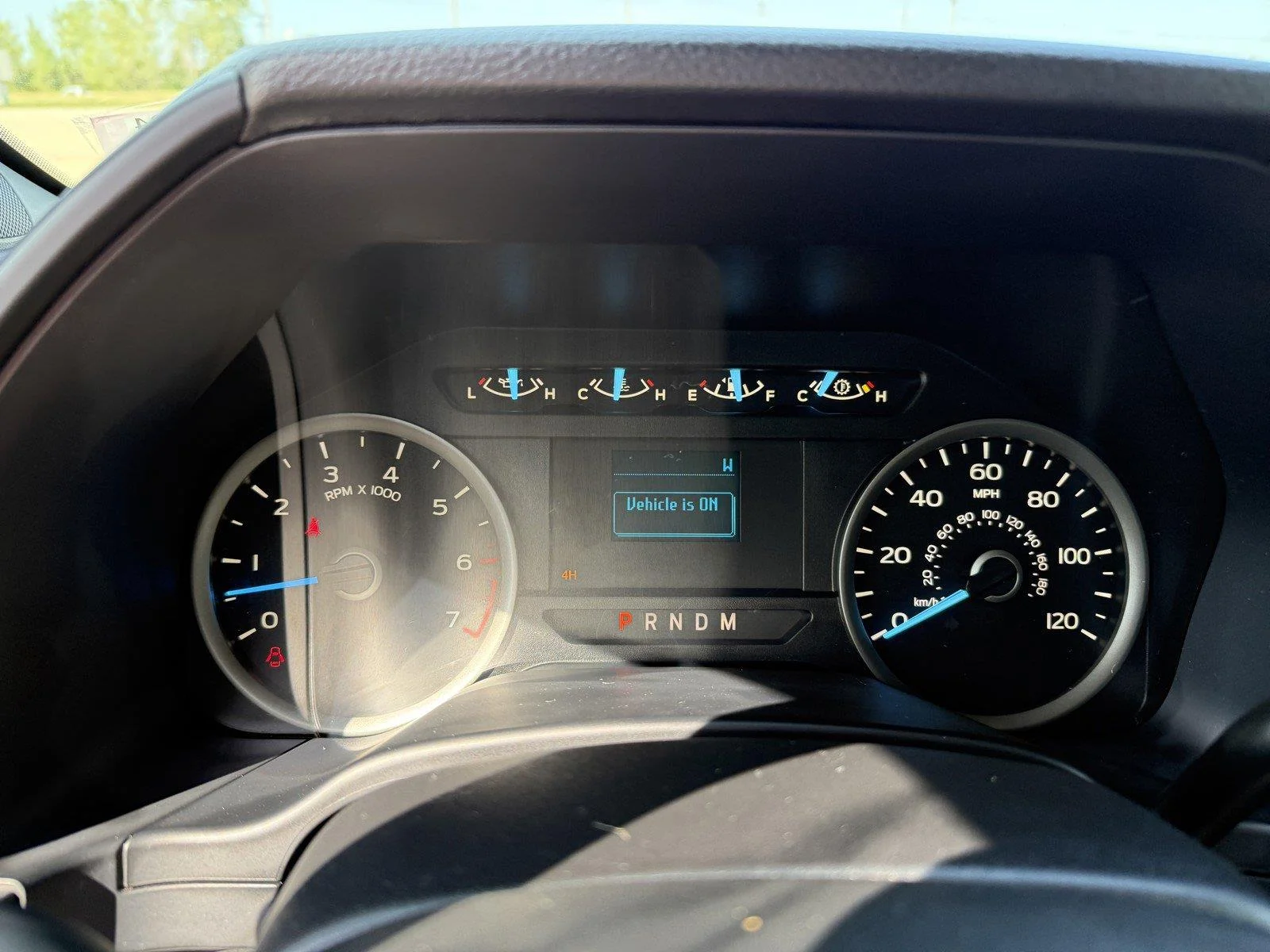 Certified Used 2018 Magnetic Ford XLT image 15