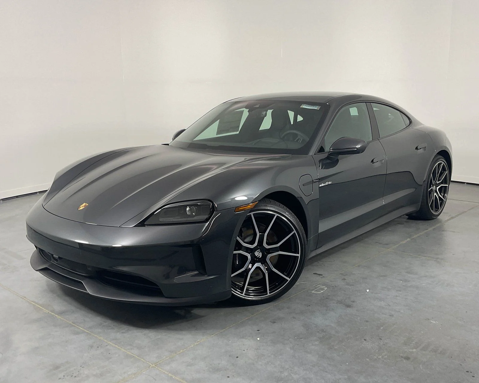 2025 Porsche Taycan